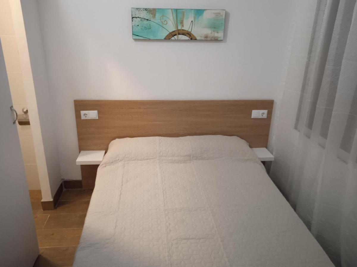 Habitacion Economica Con Bano Privado En Pleno Centro De Figueres Figueres  Ngoại thất bức ảnh